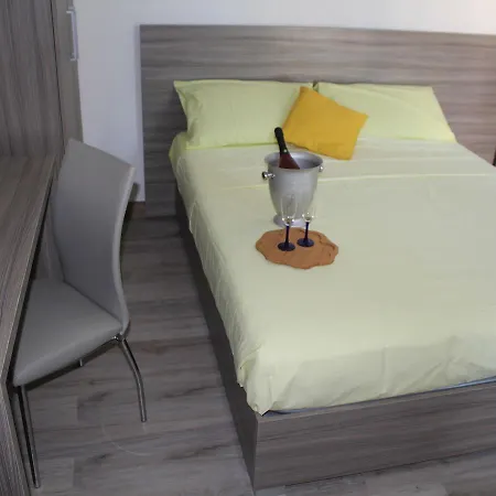 Holiday Homes Estasi Sul Mare